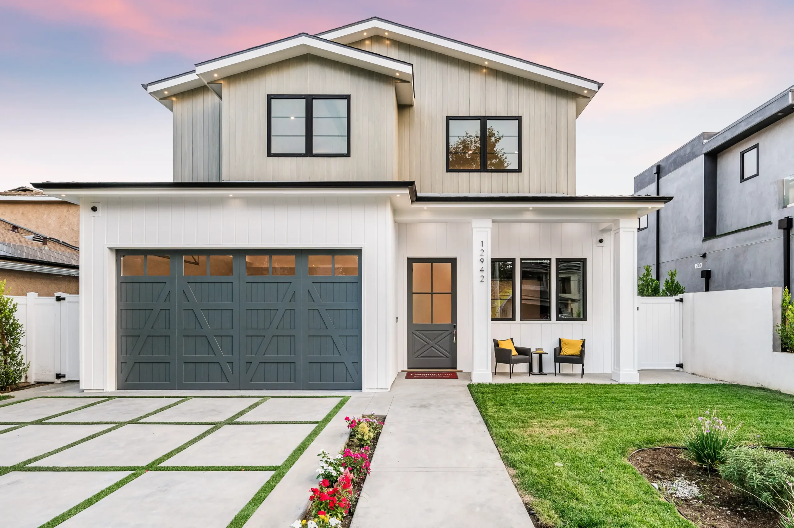 exterior-view-of-a-contemporary-new-home-in-los-an-2025-02-11-16-02-39-utc